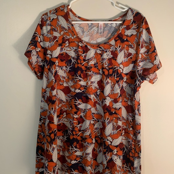 Lularoe Classic T Fall Leaf Shirt XL - Picture 2 of 2